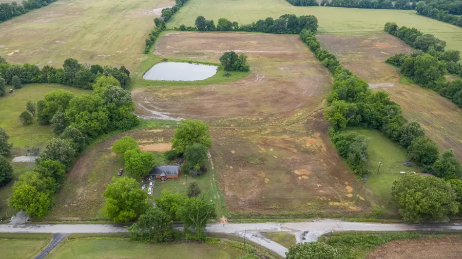 1231 Union Mercer Rd, Brownsville, TN 38012 - #2