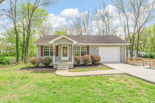 111 Oak Street, Athens, TN 37303