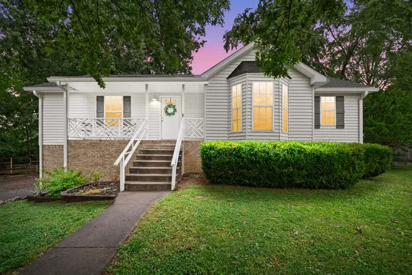 2939 Charlie Sleigh Rd, Woodlawn, TN 37191