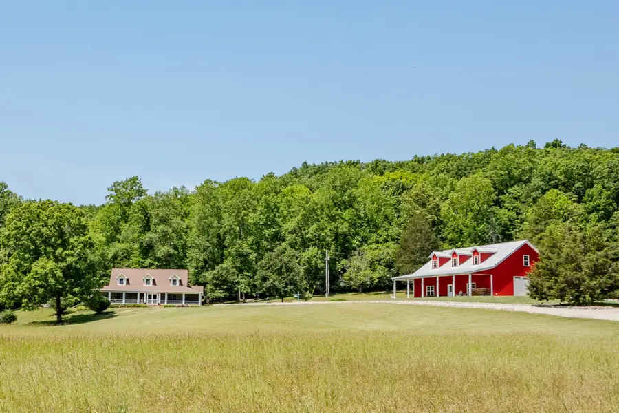 199 Liles Ln, Lutts, TN 38471 - #3