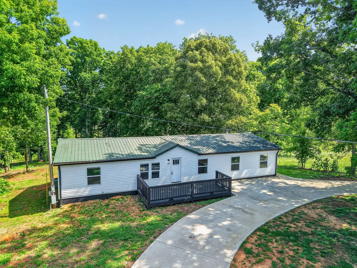 1883 Browntown Rd, Sparta, TN 38583 - #1