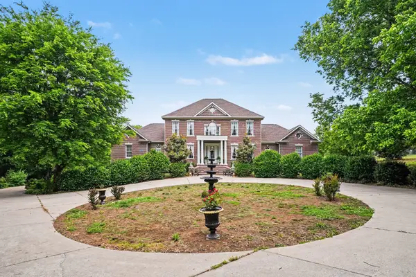 1523 North Main St, Mount Pleasant, TN 38474