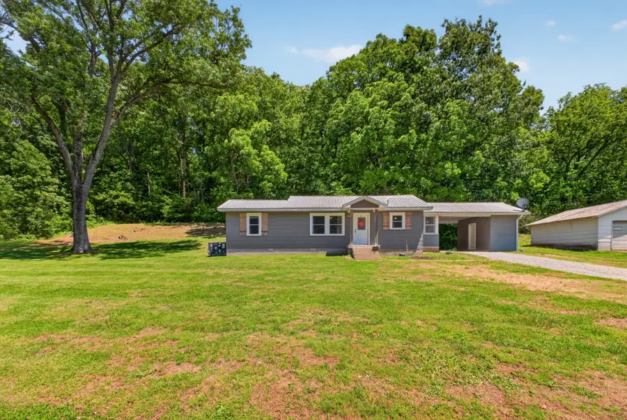4854 Dry Fork Rd, Hampshire, TN 38461 - #2