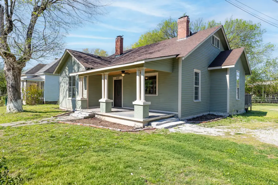 446 Childers St, Pulaski, TN 38478 - #3
