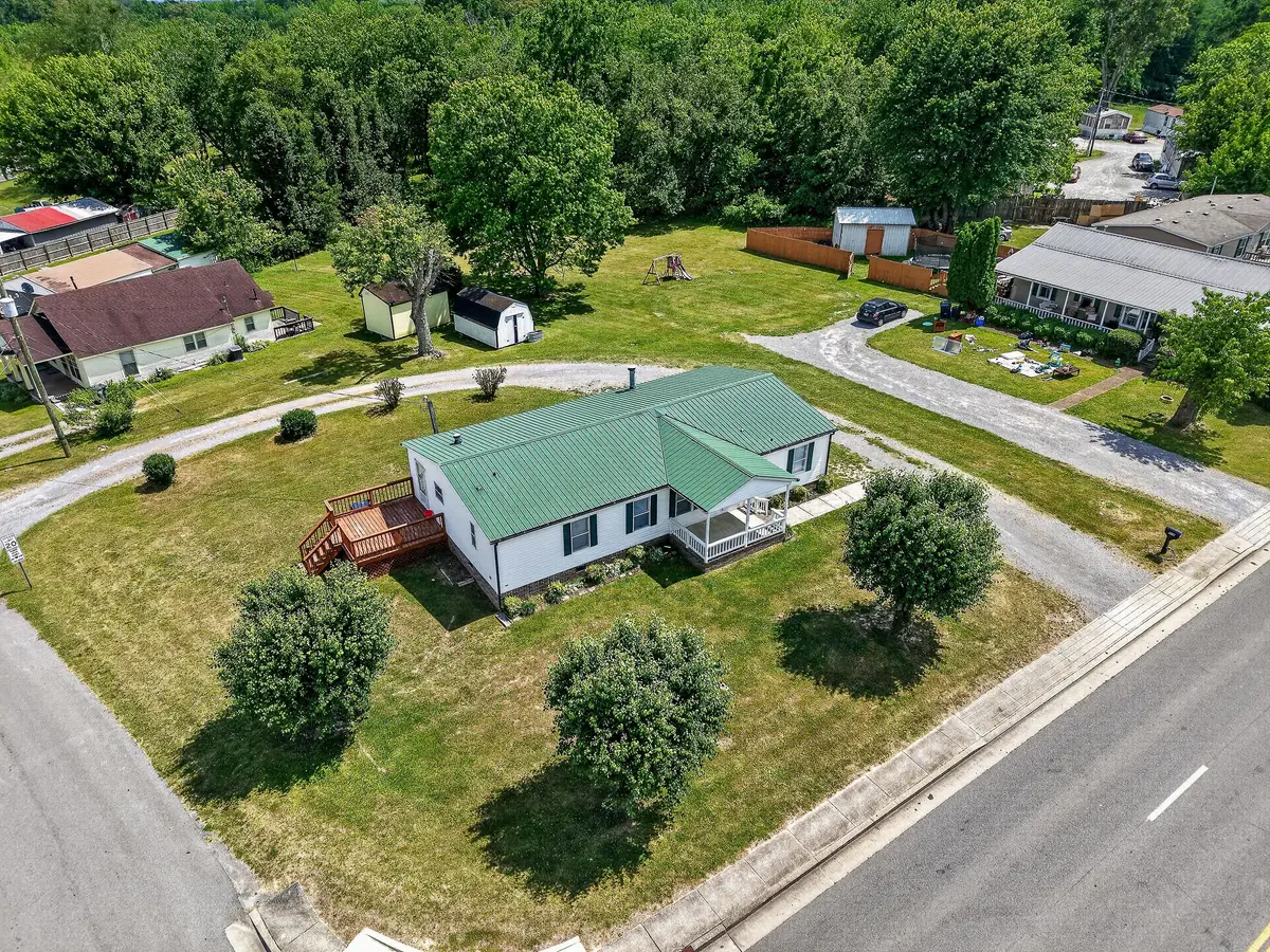 900 S Mountain St, Smithville, TN 37166 - #1