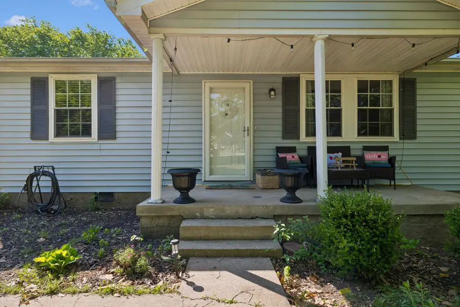 417 William Dr, Pleasant View, TN 37146 - #2
