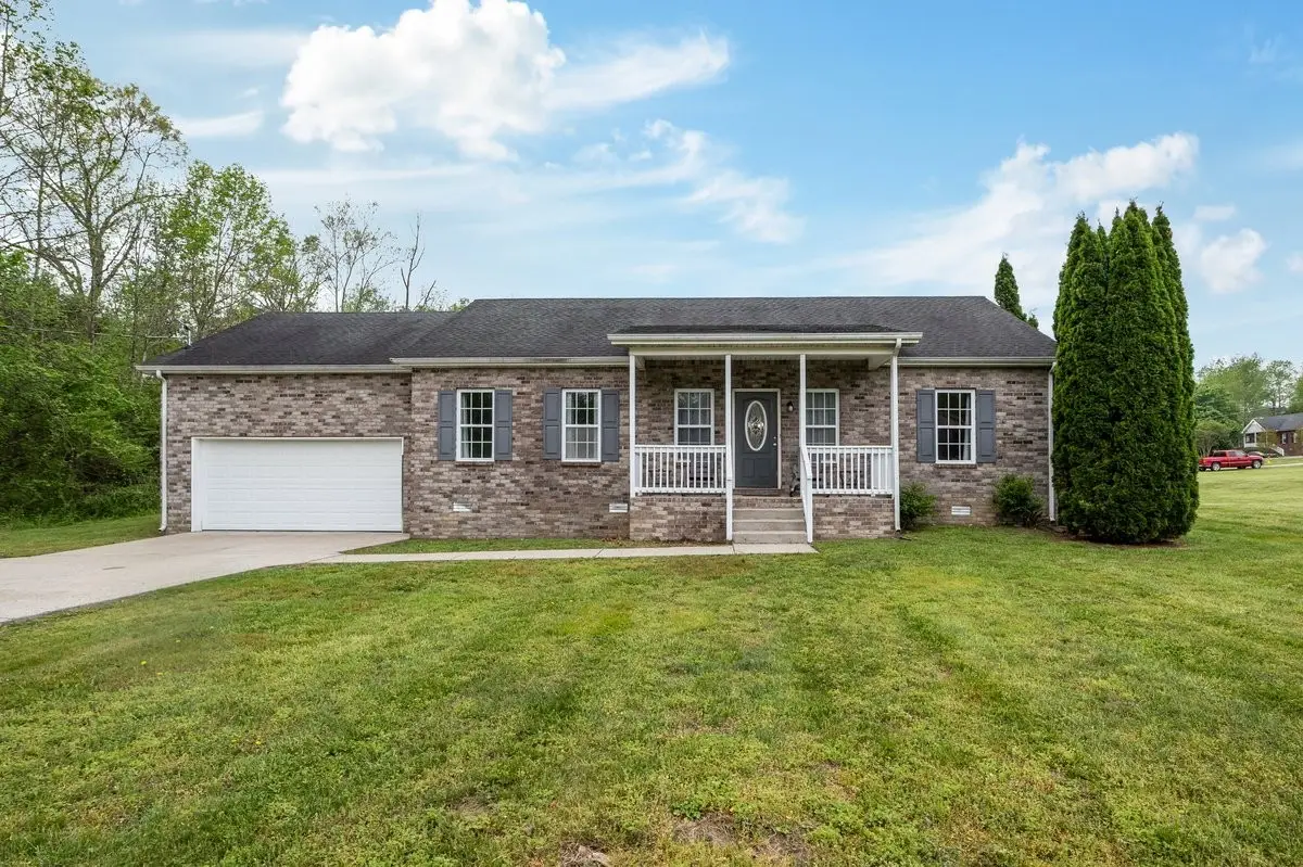 202 Parkside Ln, Burns, TN 37029 - #1