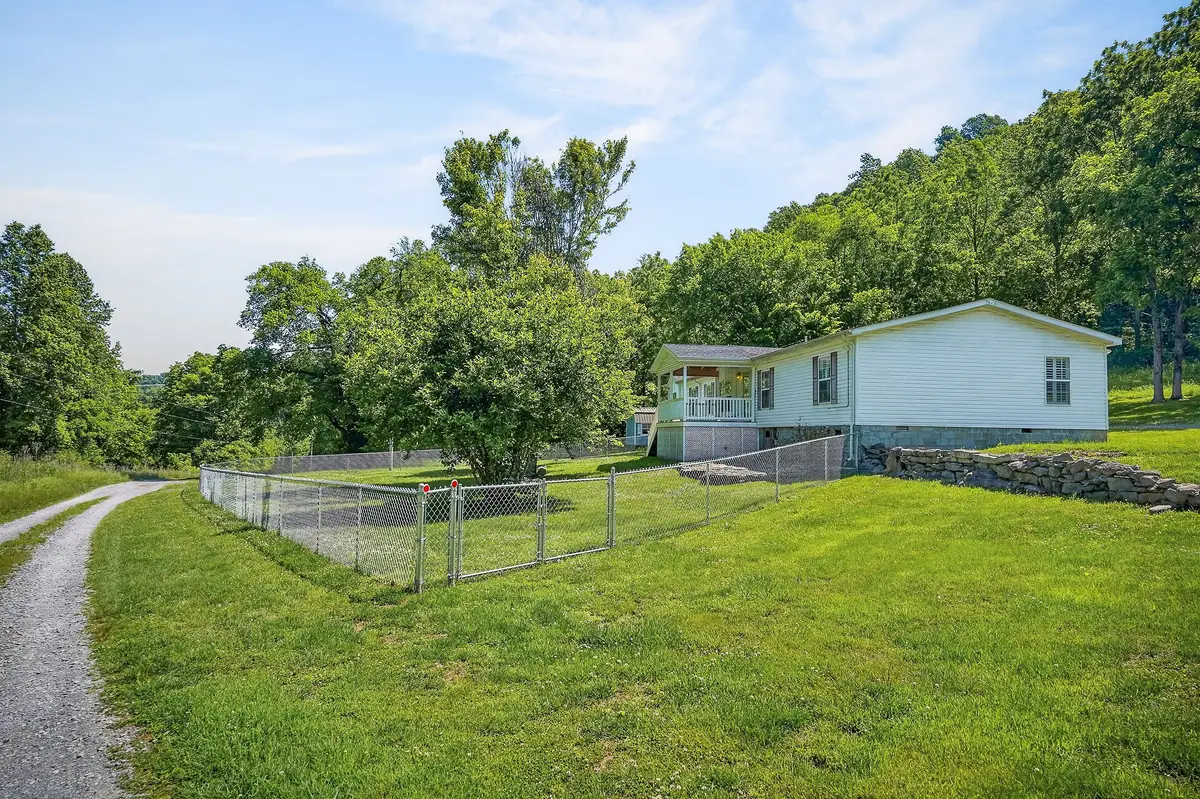16130 Buffalo Valley Rd, Buffalo Valley, TN 38548 - #1