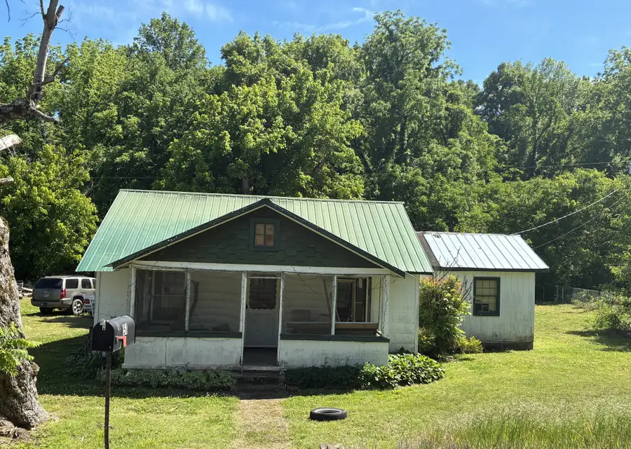 51 Sycamore Landing Rd, Waverly, TN 37185 - #2