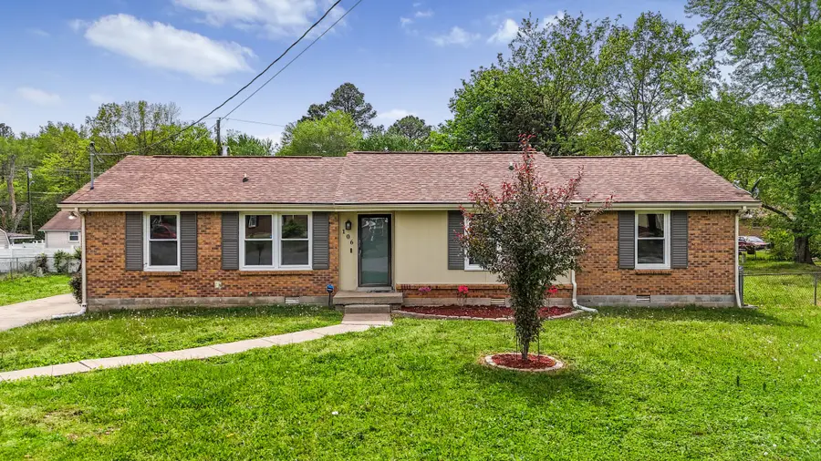 106 Winston Ct, Clarksville, TN 37042 - #2