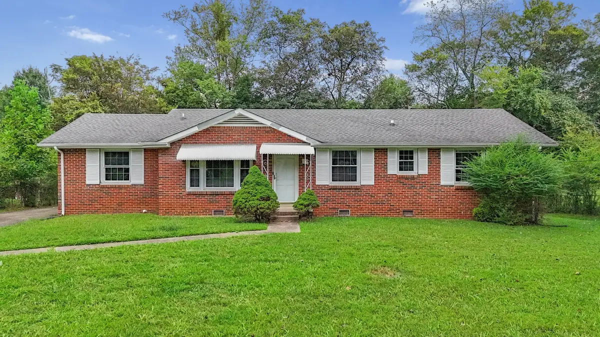 1347 Gibson Dr, Clarksville, TN 37043 - #1