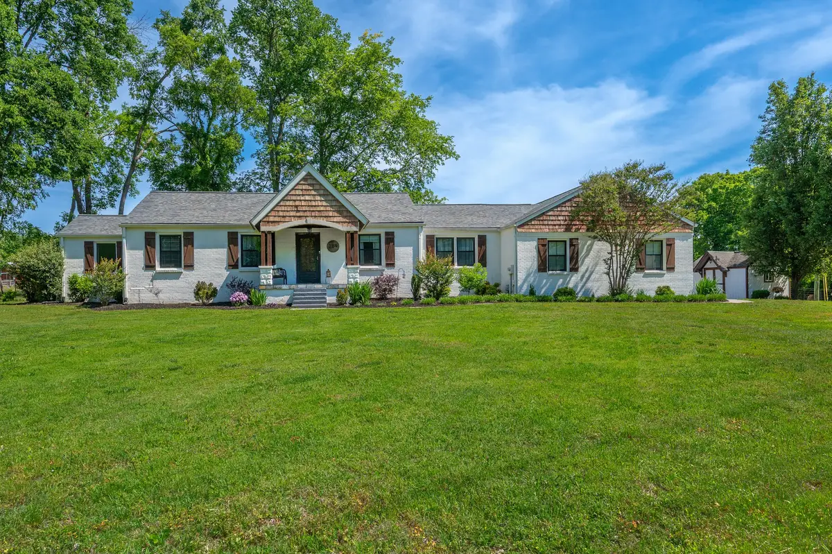 209 Academy Rd, Lebanon, TN 37087 - #1