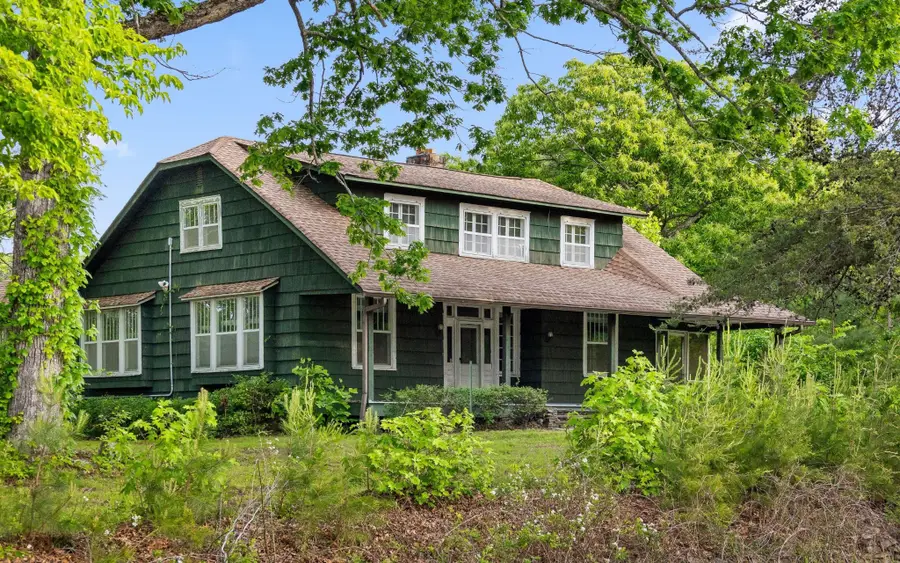 2103 Taft Highway, Signal Mountain, TN 37377 - #2