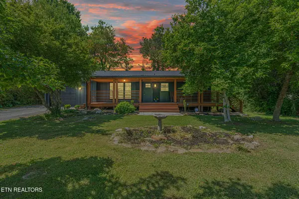 329 Sarvis Drive, Knoxville, TN 37920