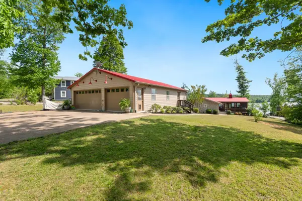 782 Driftwood Dr, Lobelville, TN 37097