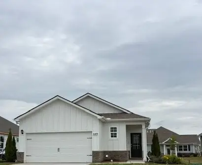 2219 Quinn, White House, TN 37188