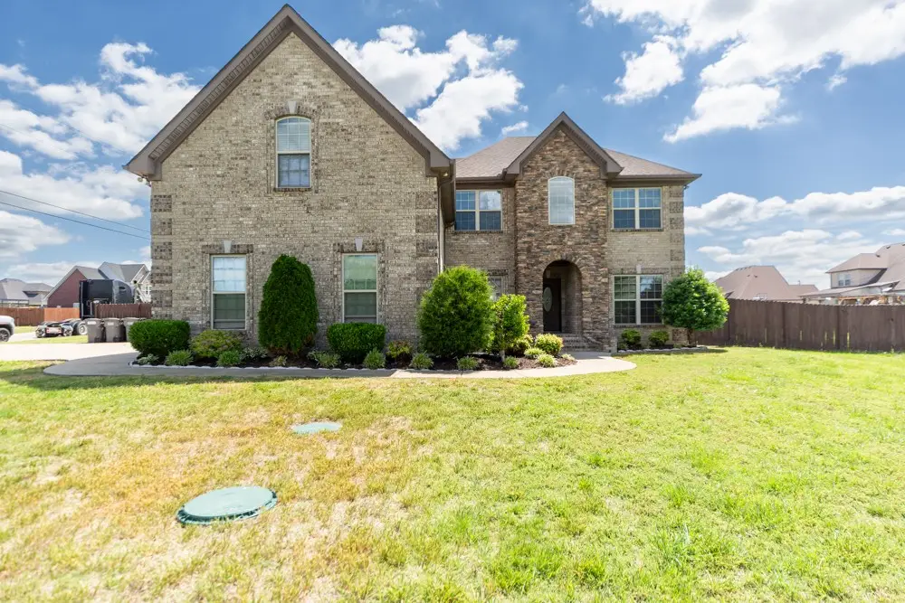 201 Saturday Dr, Lascassas, TN 37085 - #1