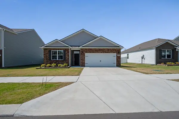 1504 Dove Dr, Lebanon, TN 37087