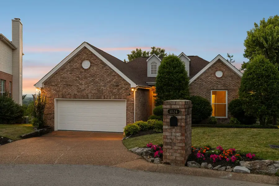 1024 N Clubhouse Ct, Franklin, TN 37067 - #3