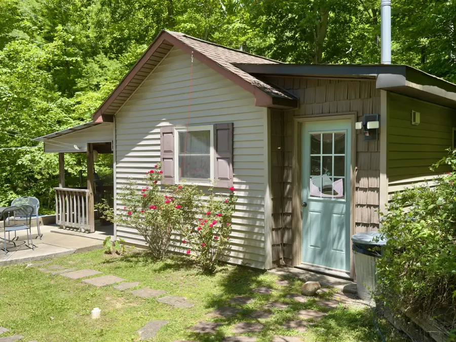 1844 Hogue Rd, Clarksville, TN 37040 - #2