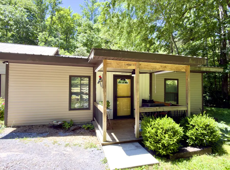 1844 Hogue Rd, Clarksville, TN 37040 - #3