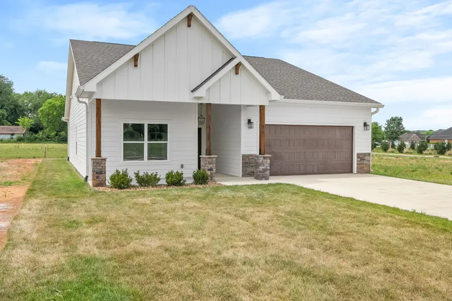 56 Deer Valley Cir, Winchester, TN 37398 - #2