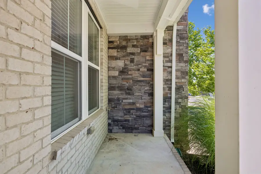 812 Kennear Ln, Mount Juliet, TN 37122 - #3