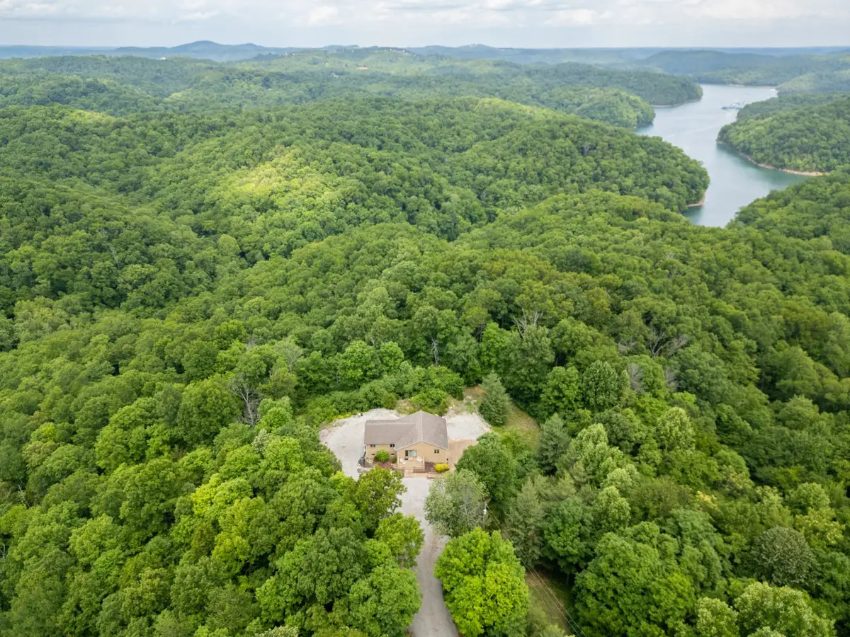 241 Hidden Cove Ln, Allons, TN 38541 - #1