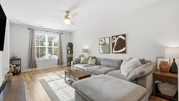 730 Old Hickory Blvd #202, Nashville, TN 37209