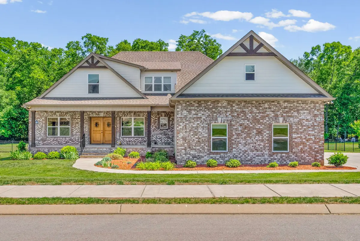 2015 Everest Dr, Gallatin, TN 37066 - #1