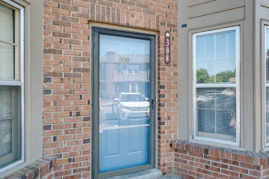 308 Hickory Pl, Nashville, TN 37214 - #3