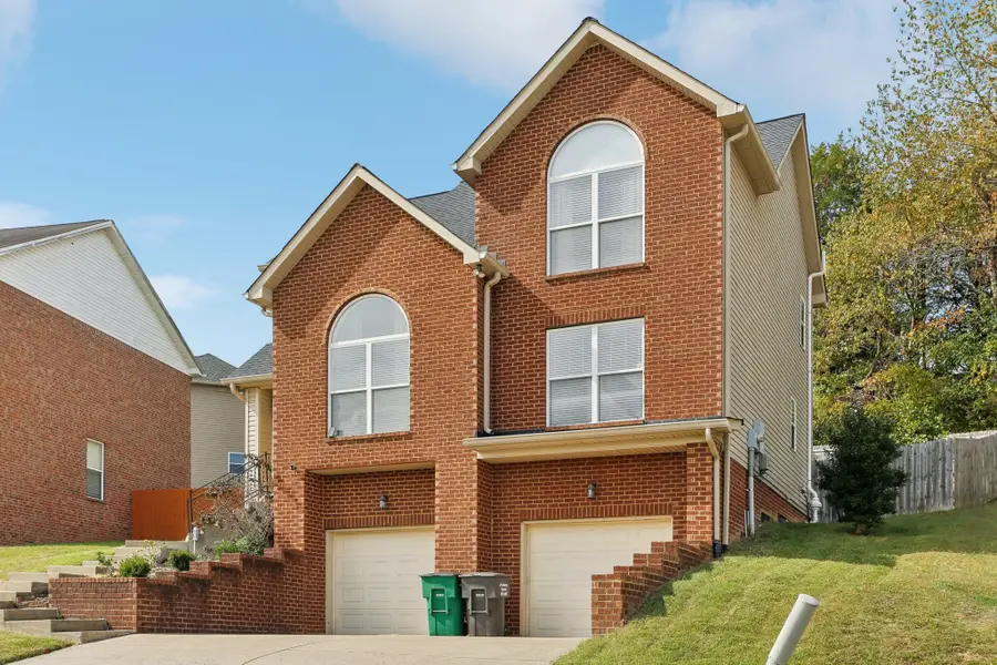 2048 Harvest Ln, Nashville, TN 37218 - #3