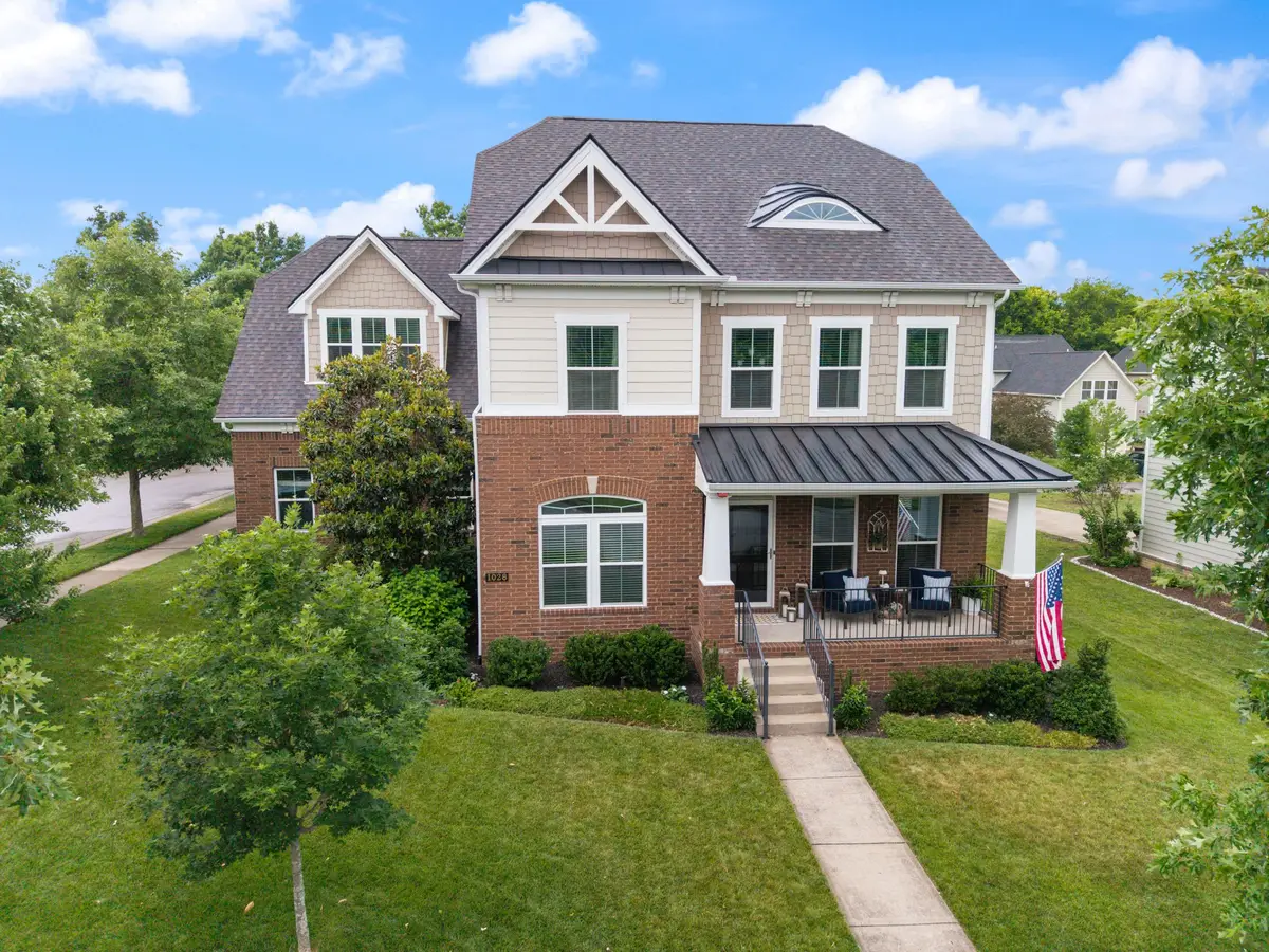 1028 Shallow Stream Ln, Franklin, TN 37064 - #1