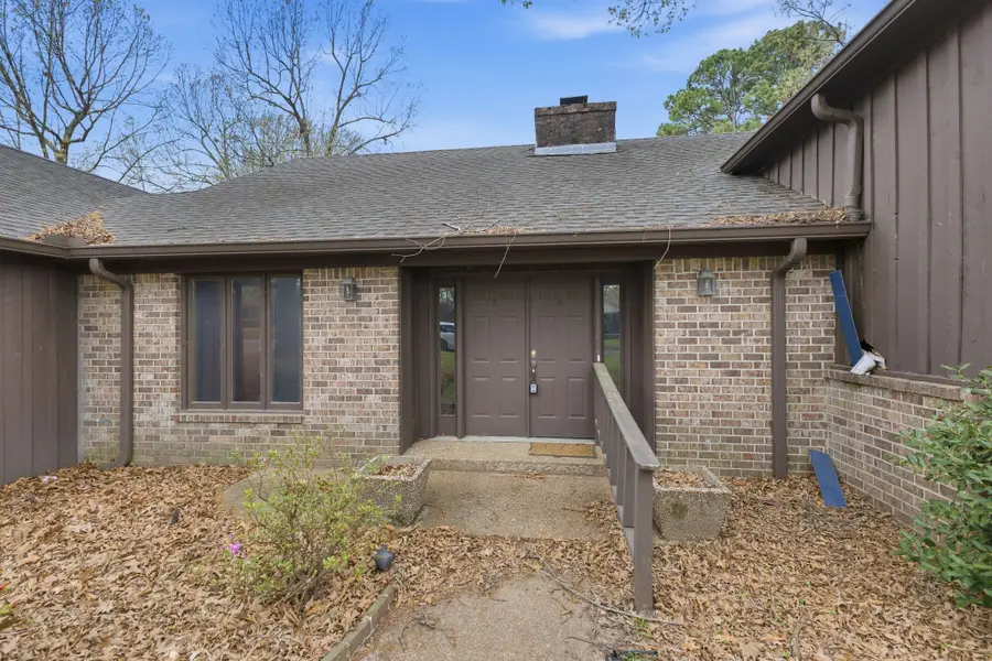 31 Colonial Cv, Jackson, TN 38305 - #2