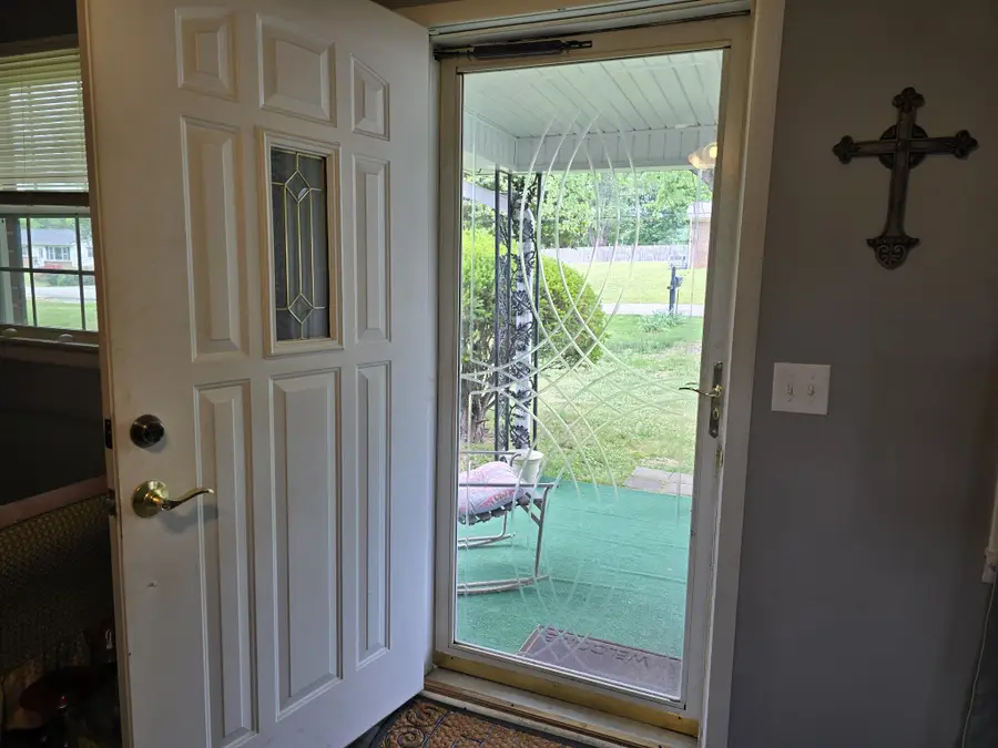 203 Cherry Ln, McMinnville, TN 37110 - #3