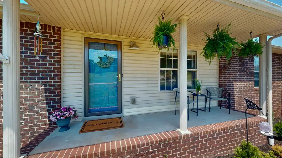 1079 Heatherwood Rd, Pleasant View, TN 37146 - #3