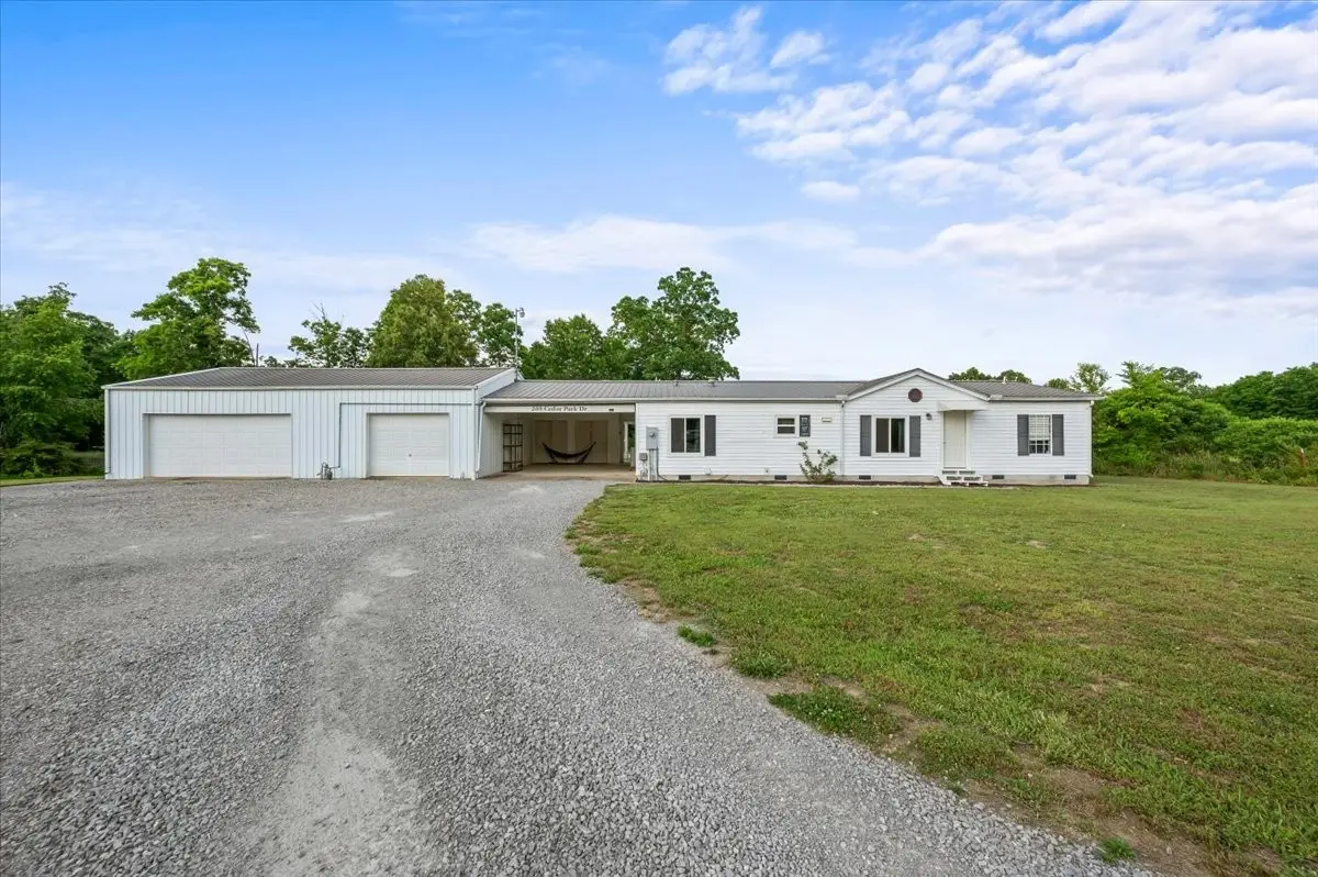 289 Cedar Park Dr, Centerville, TN 37033 - #1