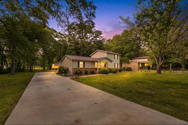 206 Inglewood Dr, Tullahoma, TN 37388
