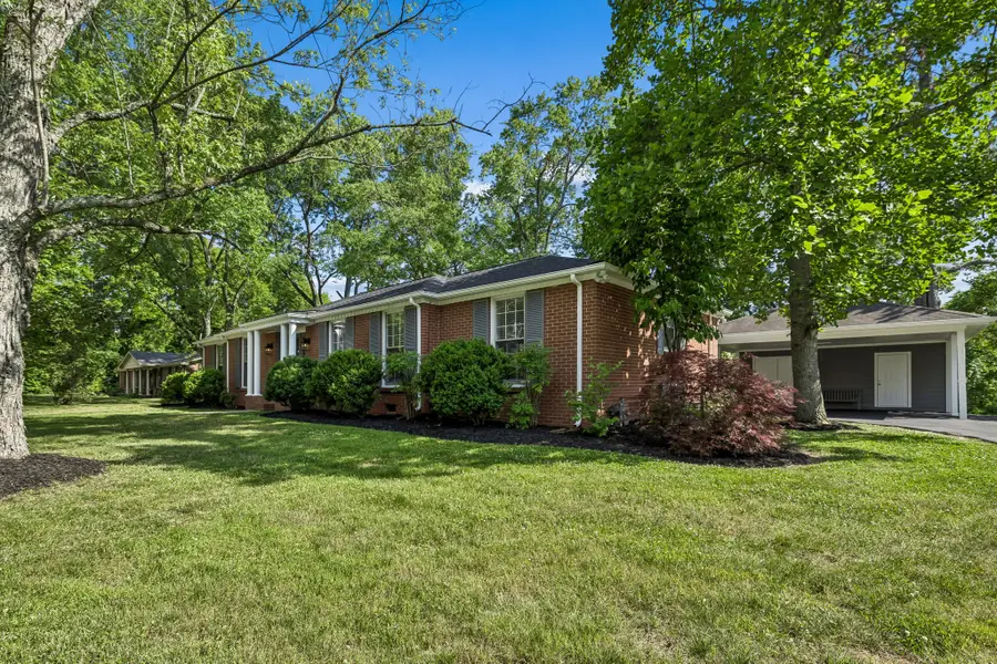 599 Harpeth Pkwy E, Nashville, TN 37221 - #3
