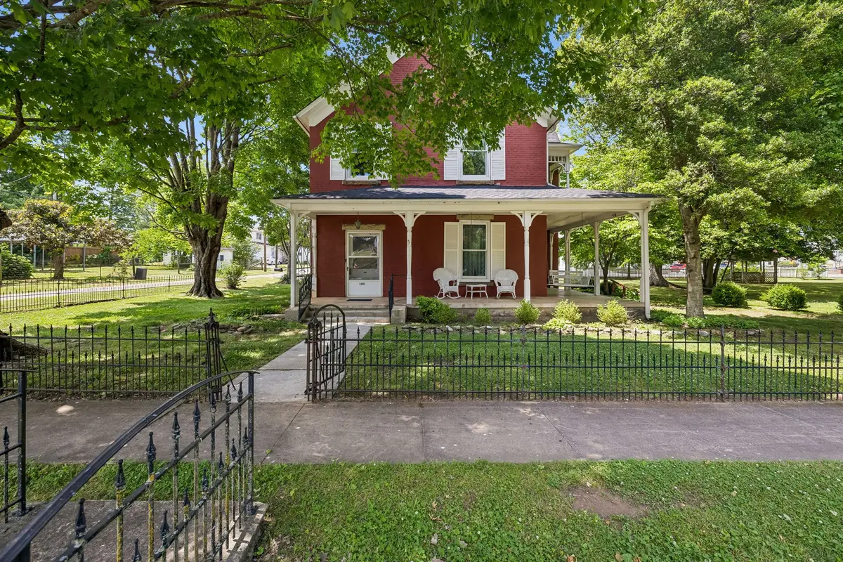 103 Cowan St W, Cowan, TN 37318 - #1