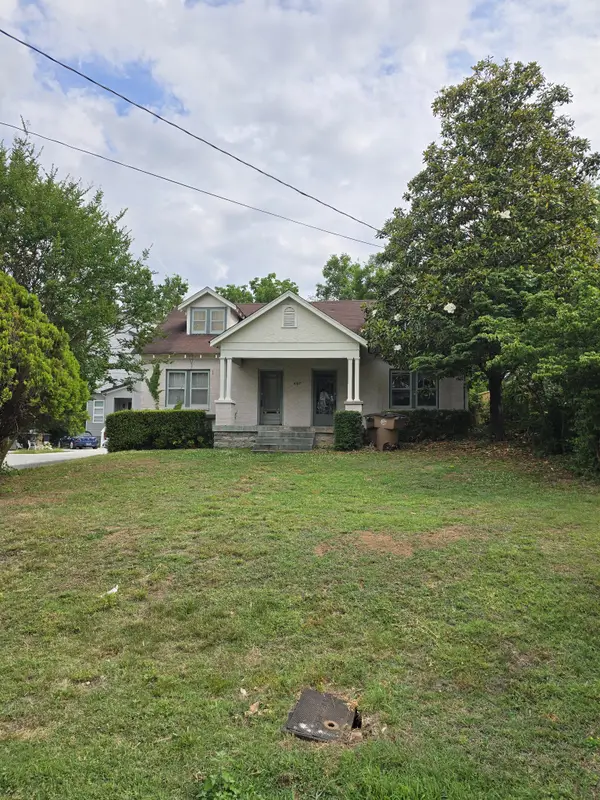 1007 Carolyn Ave, Nashville, TN 37216
