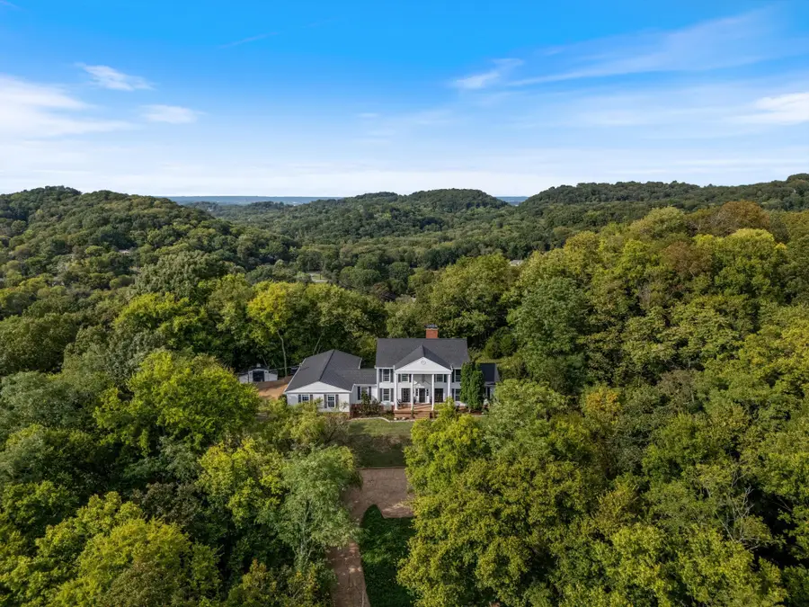 1607 Otter Creek Rd, Nashville, TN 37215 - #2