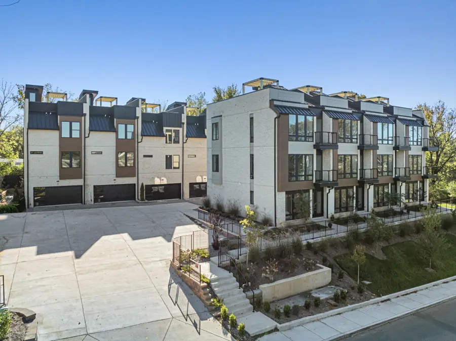 106 Grizzard Ave #8, Nashville, TN 37207 - #3