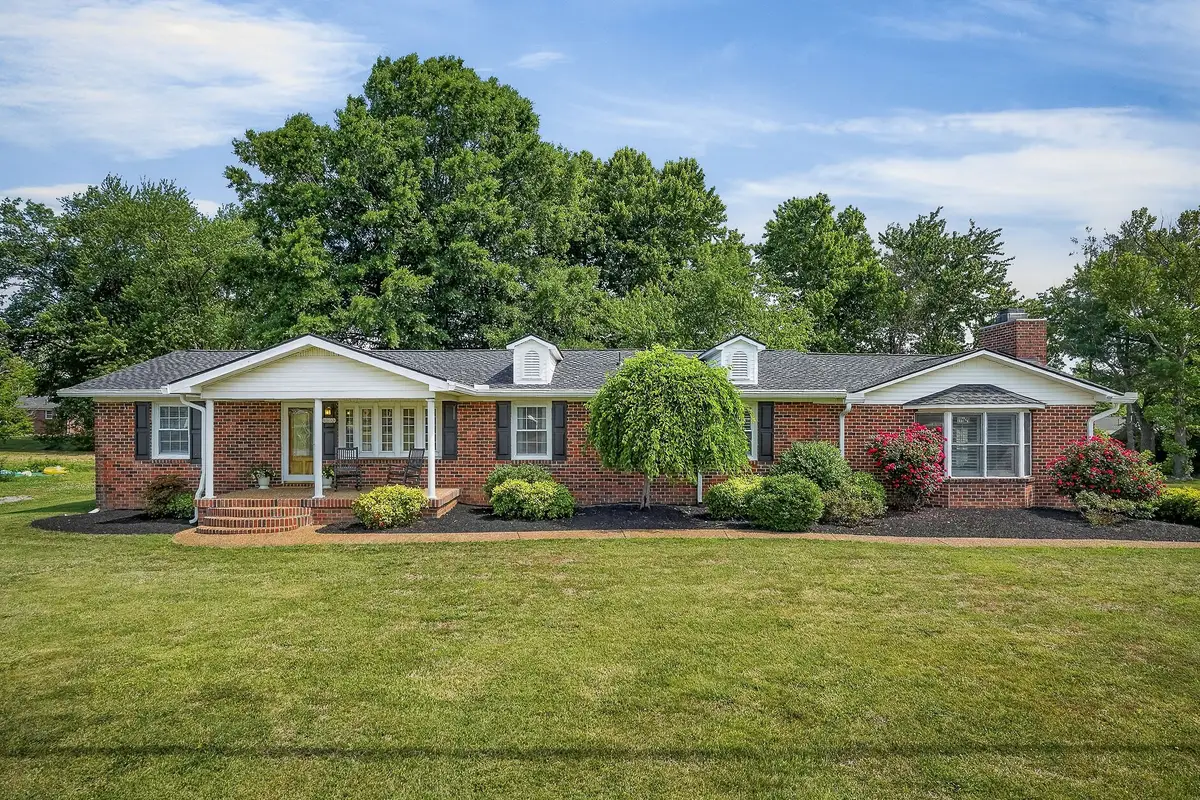708 Dry Creek Rd, Smithville, TN 37166 - #1