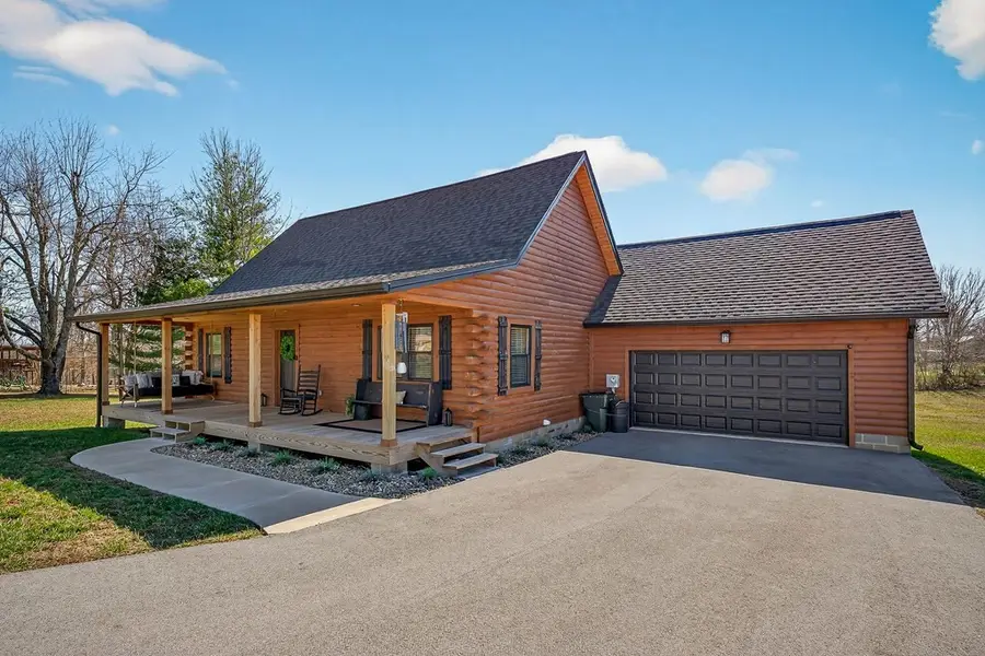 108 Crestview Ln, Livingston, TN 38570 - #3