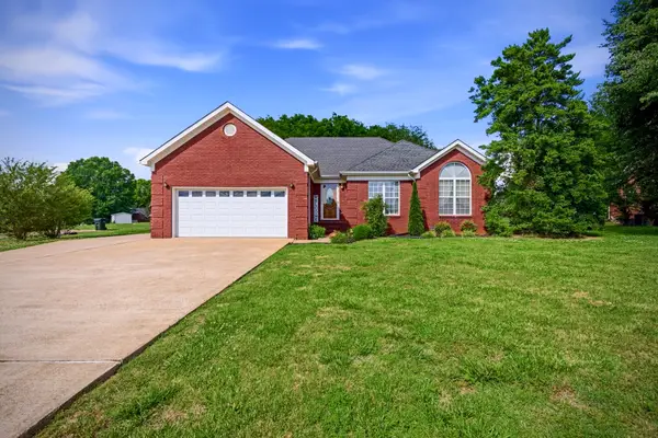 1130 Austin Cir, Lawrenceburg, TN 38464