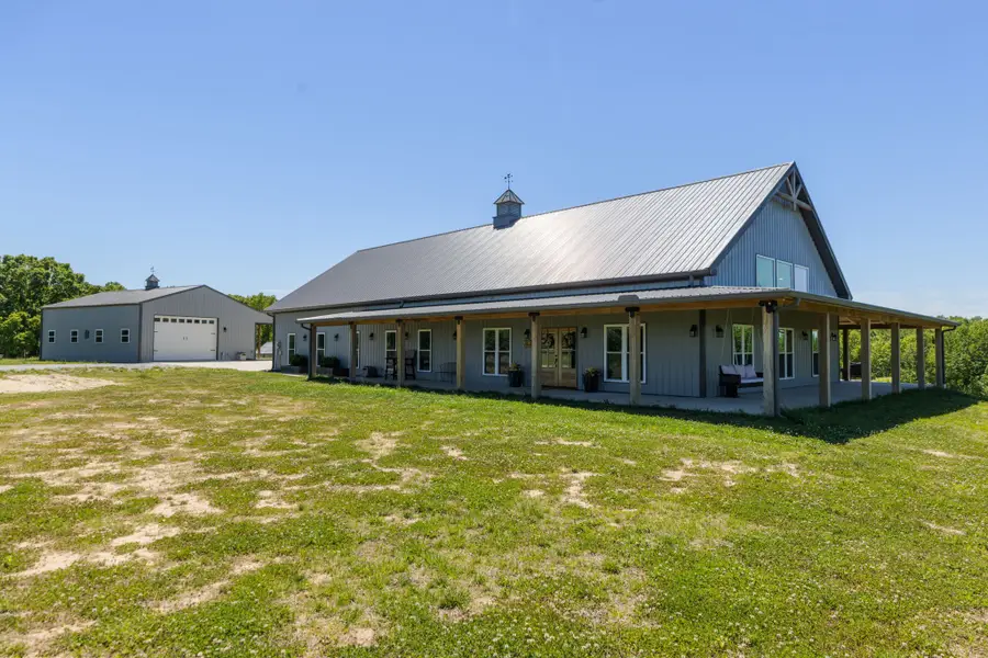 1071 Sycamore Ln, Nunnelly, TN 37137 - #3