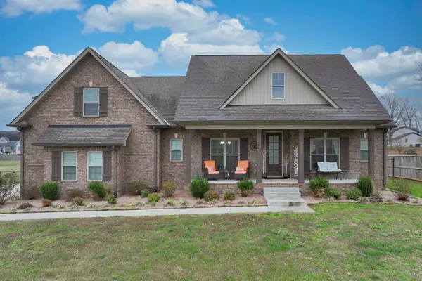 727A N Russell St, Portland, TN 37148