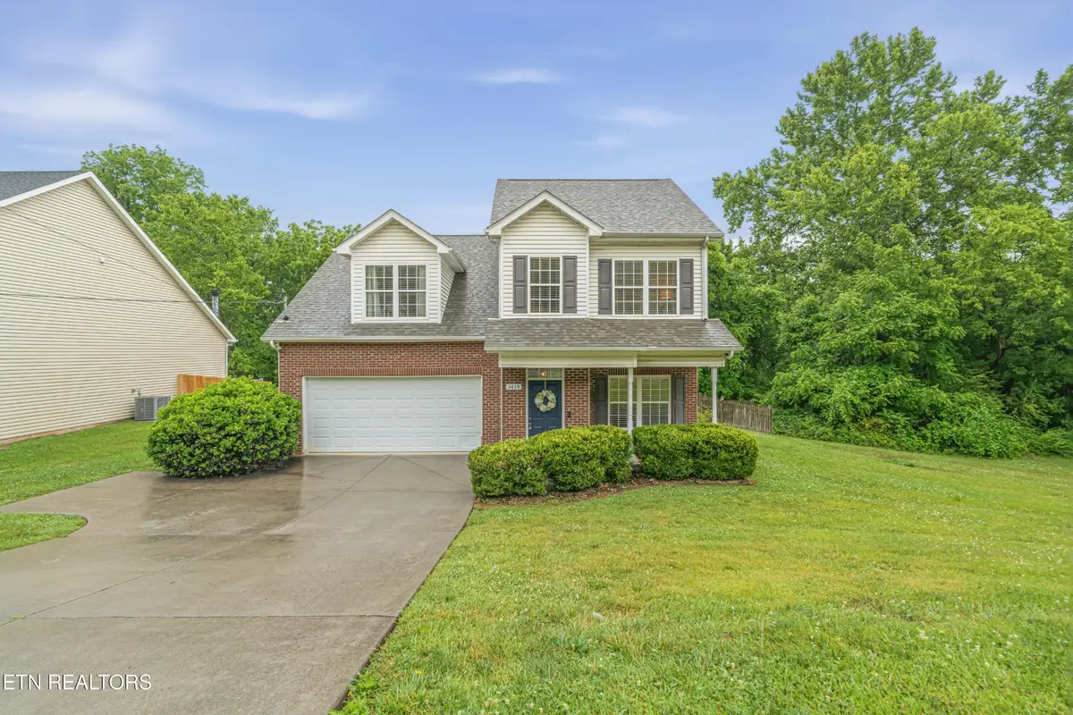 1419 Hickey Rd, Knoxville, TN 37932 - #1