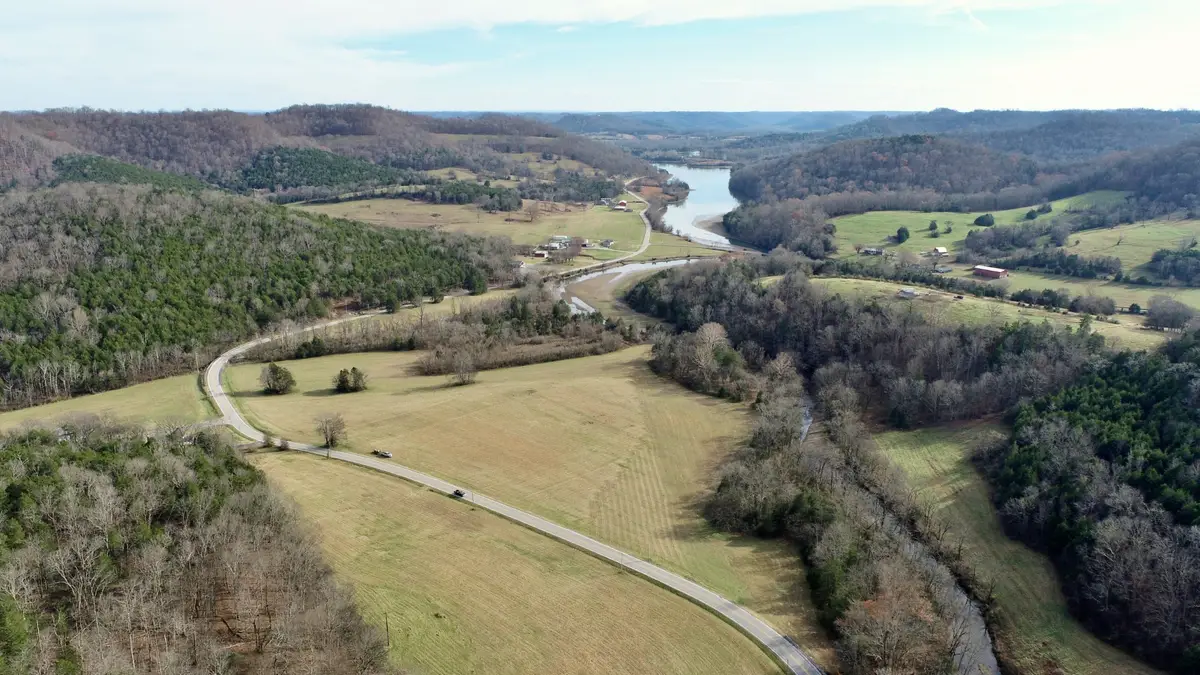 929 Wartrace Hwy, Pleasant Shade, TN 37145 - #1